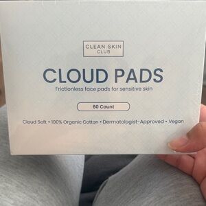 Clean Skin Club Cloud Pads - White